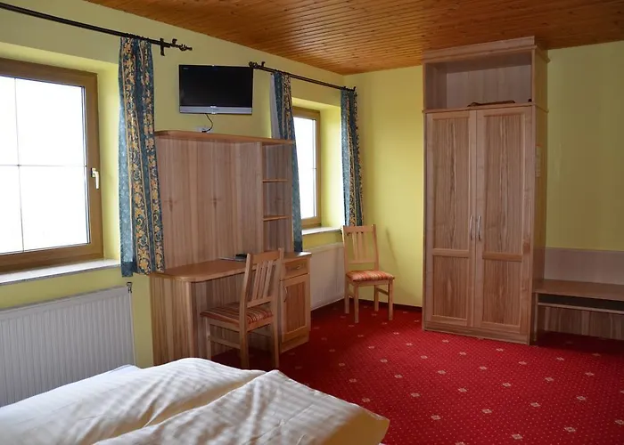 Gasthof-pension Urzn 2*